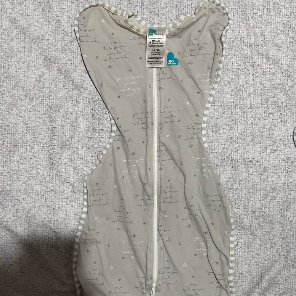 Love To Dream Swaddle - 0.2 TOG, Size Small